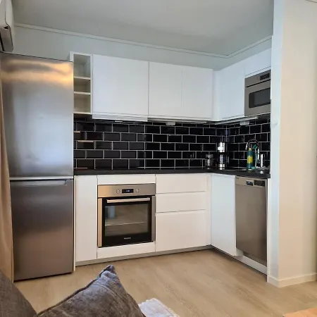 Apartment, 1 Bedrom, High Standard, Right By Airport, With Bed Linen * Bergen