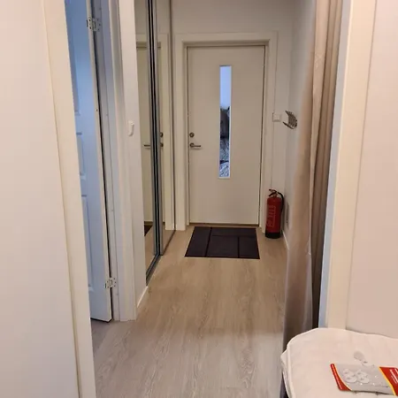 Apartment, 1 Bedrom, High Standard, Right By Airport, With Bed Linen * Bergen