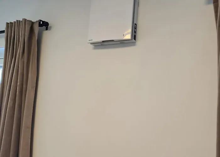 Apartment, 1 Bedrom, High Standard, Right By Airport, With Bed Linen * 卑爾根